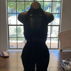 Size small black Janette sleeveless top